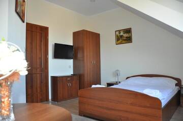 Фото номера Улучшенный двухместный номер с 1 кроватью Отель Hotel Viwaldi г. Baruchowo 4